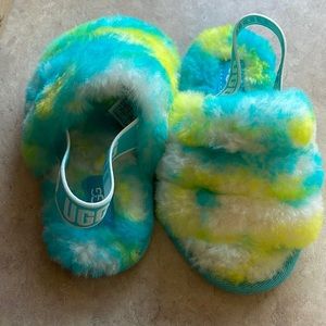 NEW toddler UGG fluff yeah slide marble